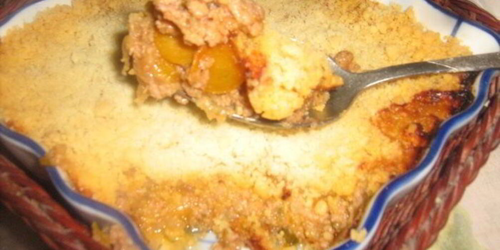 Рецепт мясного крамбла с цукини