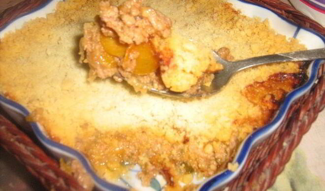 Мясной крамбл с цукини