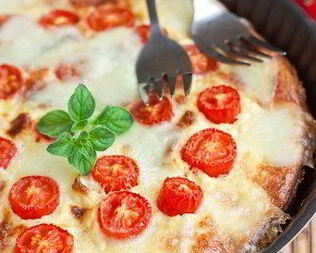 Фриттата с цукини и томатами