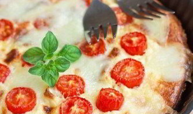 Фриттата с цукини и томатами