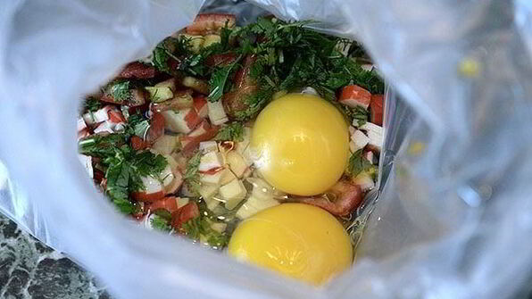 крабовый омлет в пакете