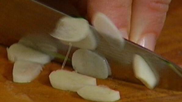 омлет с баклажанами, помидорами и луком