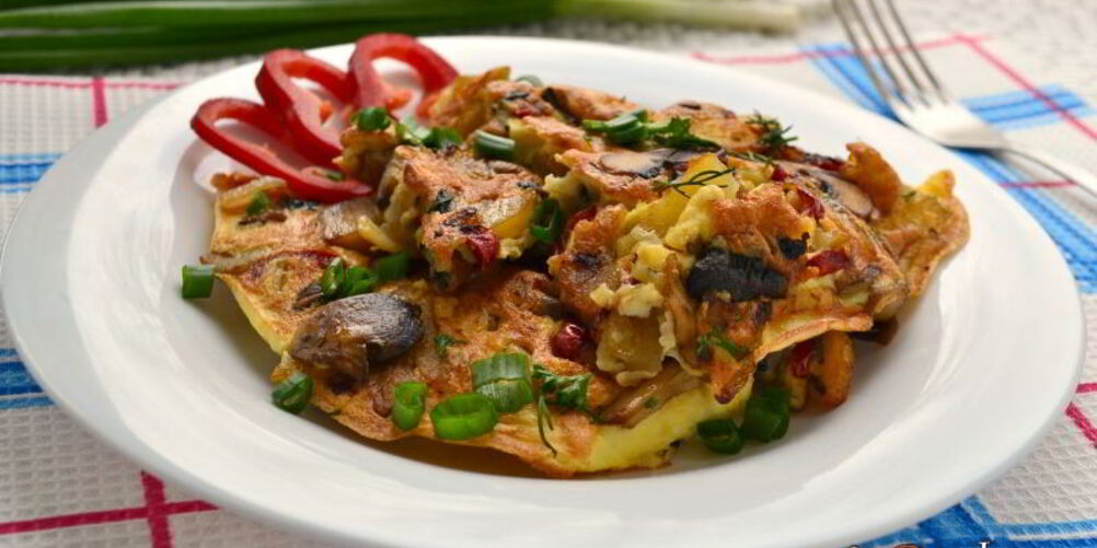 Рецепт омлета с картофелем и грибами