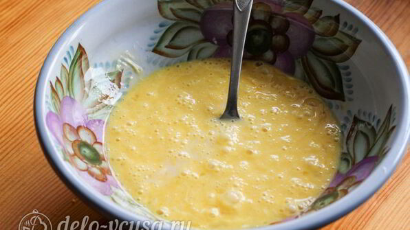 омлет с помидорами