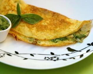 Омлет с сыром фета