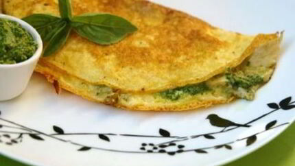 Омлет с сыром фета