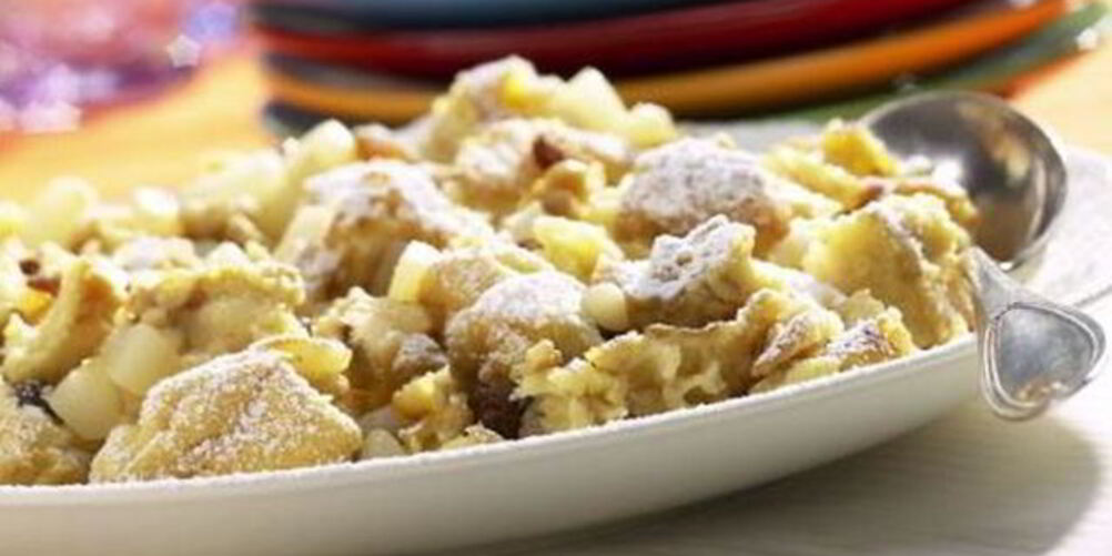 Рецепт шмарна — кайзеровского омлета с грушами и грецким орехом