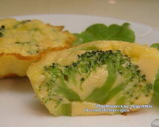 Запеченный омлет с брокколи