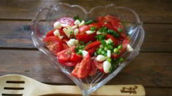 помидоры с моцареллой