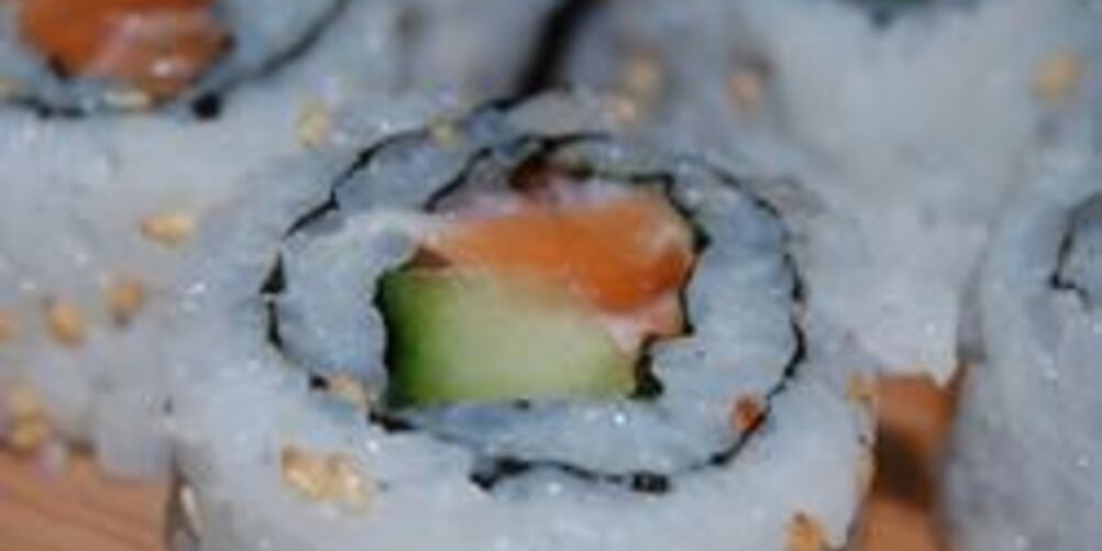 Рецепт домашних суш-роллов с копченой семгой