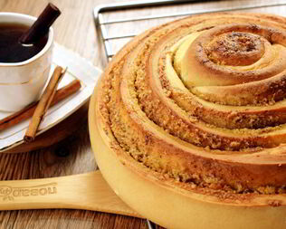 Гигантский коричный ролл