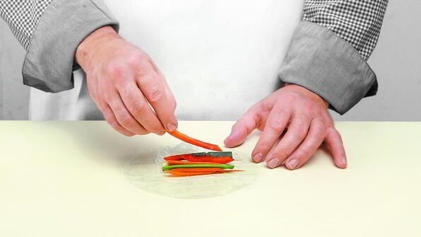 индонезийские роллы с овощами