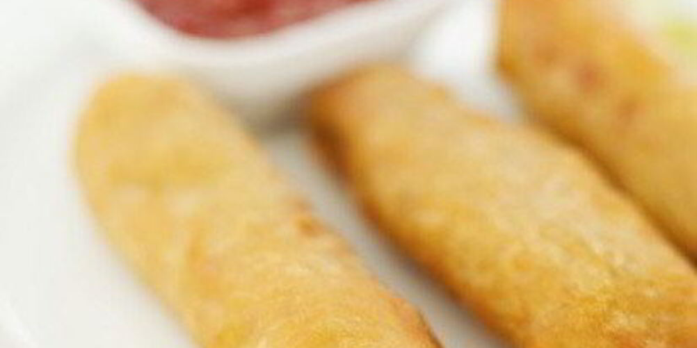 Рецепт китайских весенних роллов с креветками и бобовыми проростками