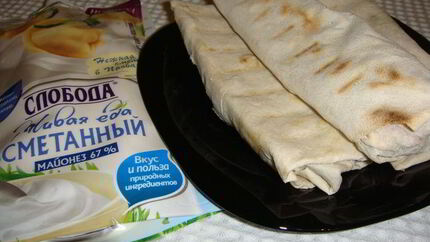 Ролл с курицей и овощами