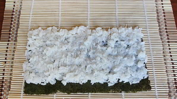 роллы бонито со стружкой тунца