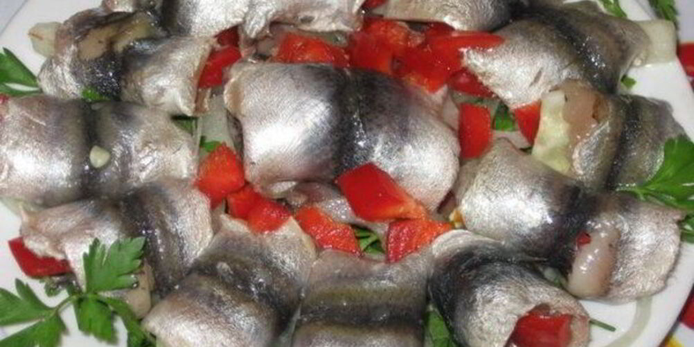 Рецепт роллов из кильки с болгарским перцем