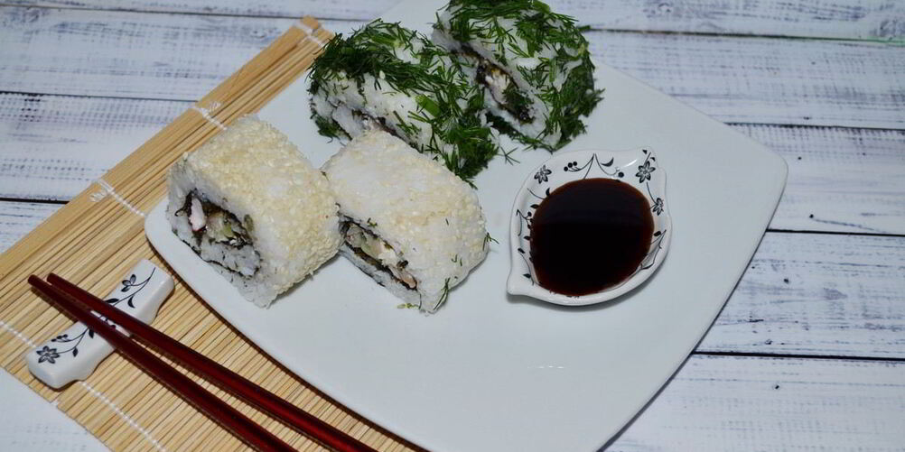 Рецепт роллов навыворот со скумбрией