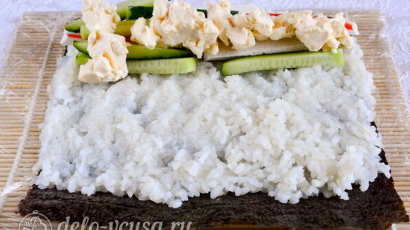 роллы с крабовыми палочками