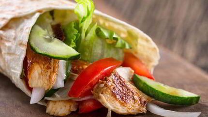 Роллы с курицей в лаваше