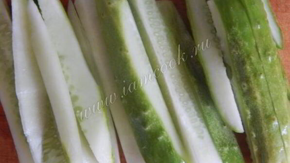 роллы с семгой и огурцом