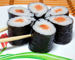 Роллы с семгой