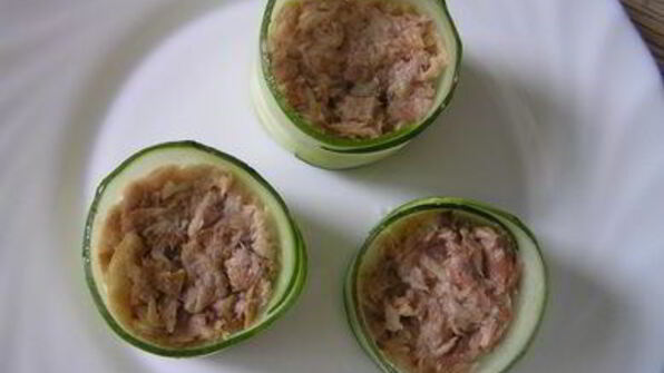 роллы с тунцом и креветками