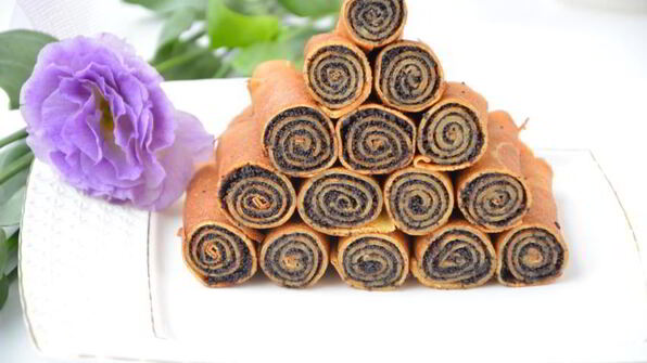 блинные рулетики с маком