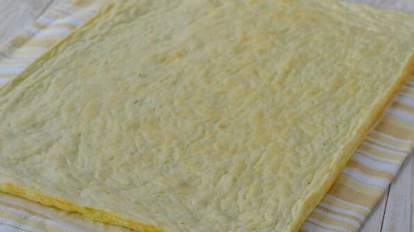 кабачковый рулет с творожным сыром