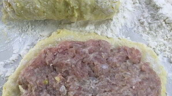 картофельные рулетики с мясом