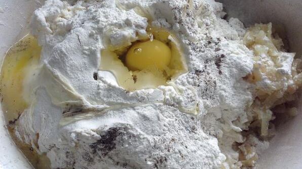 картофельные рулетики