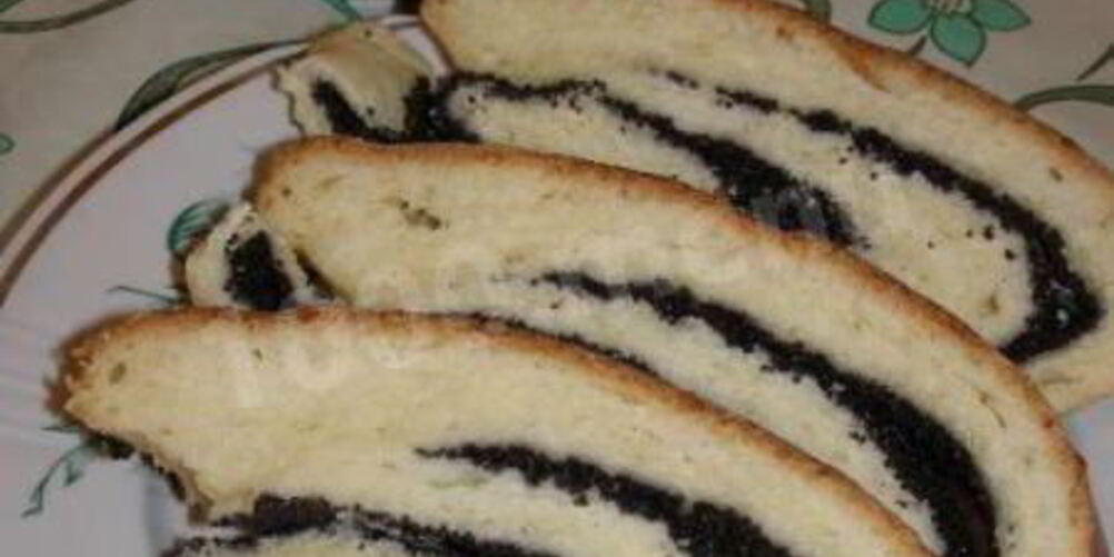 Рецепт макового рулета дрожжевого