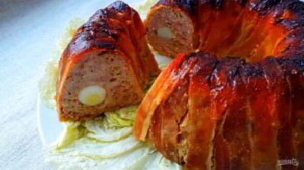 мясной рулет из свинины с яйцом