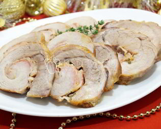 Мясной рулет с беконом