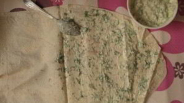 рулет из лаваша с крабовыми палочками