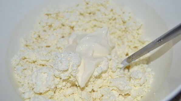 рулет с трехцветной начинкой