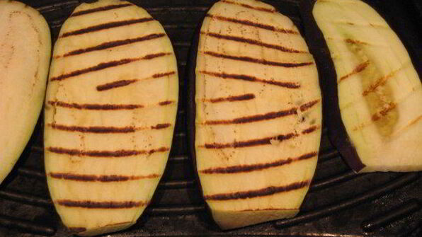 рулетики из баклажанов по-итальянски