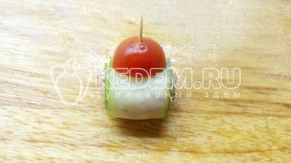 рулетики из огурцов с начинкой