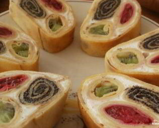 Рулеты из блинов с начинкой