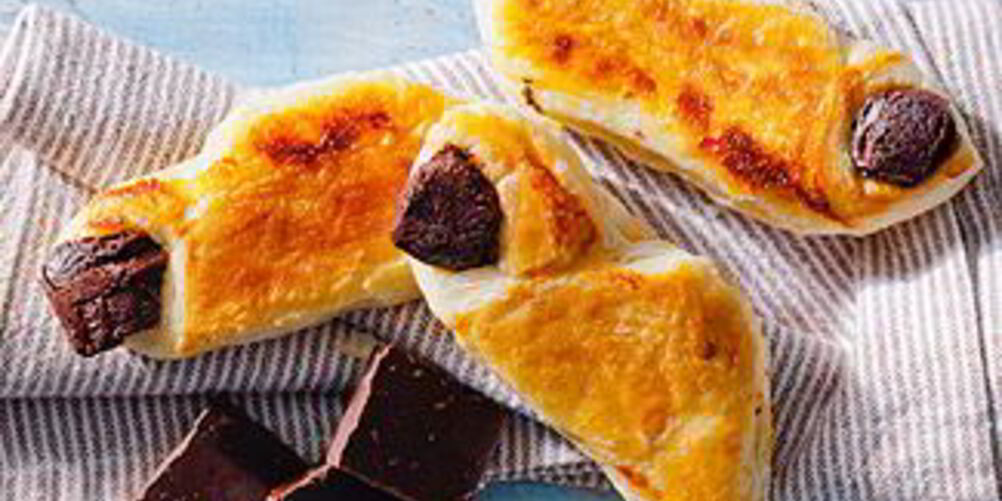 Рецепт слоеных рулетиков с шоколадом в мультиварке