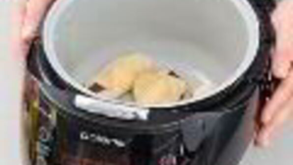 слоеные рулетики с шоколадом в мультиварке