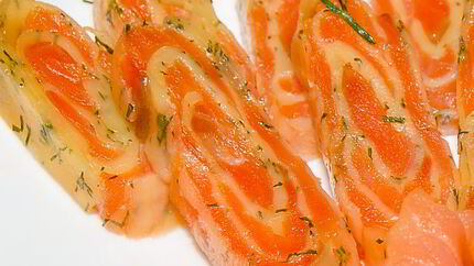 Сырный рулет с семгой