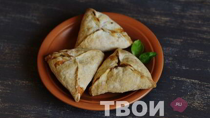 Самса с курицей