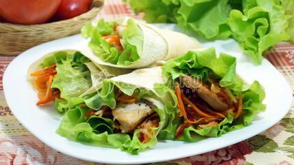 Домашняя шаурма с курицей