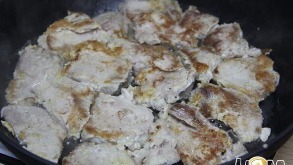 свинина, маринованная в яйцах