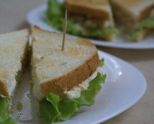 Сэндвич с яичным салатом