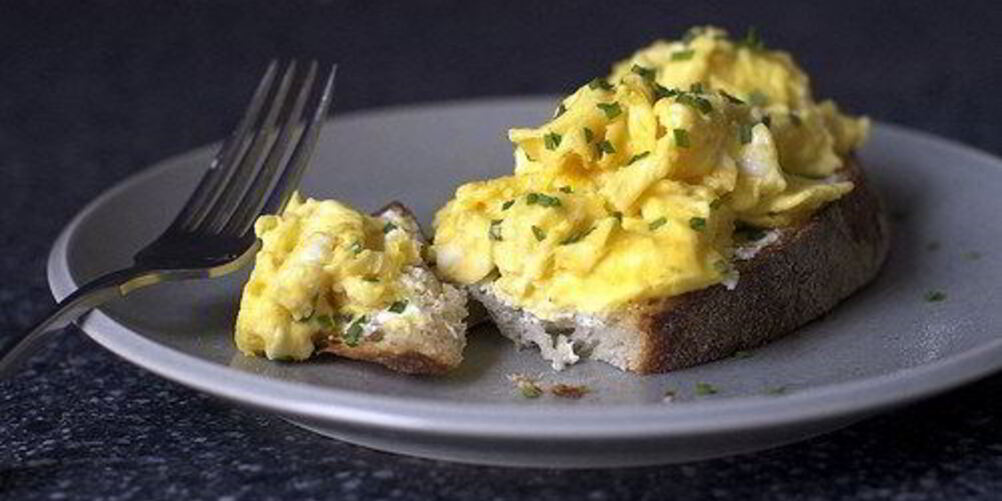 Рецепт сэндвича с яйцом и зеленью