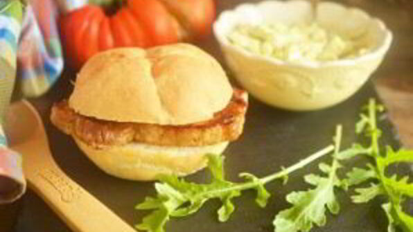 сэндвичи барбекю со свининой и капустой