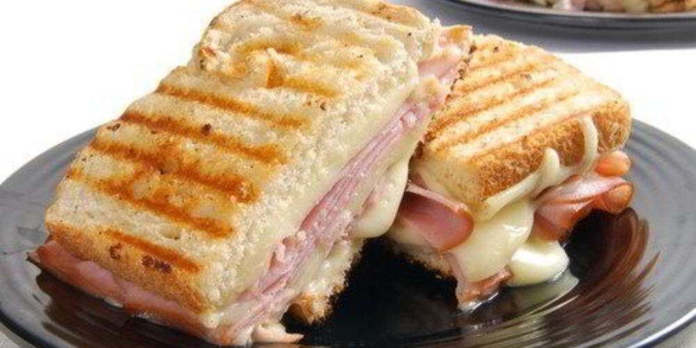 Рецепт сэндвичей с яблоками, ветчиной и чеддером