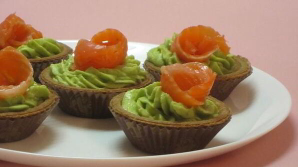 крем из авокадо в тарталетках