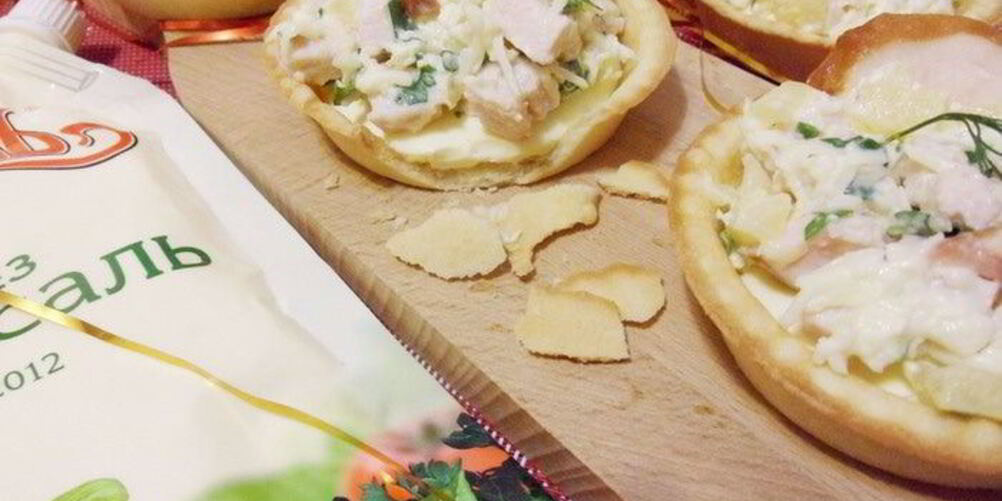 Рецепт тарталеток с курицей и ананасом